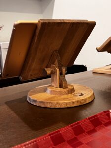 ipadレジスタンド左斜め後ろ