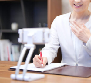 スマホスタンド利用中