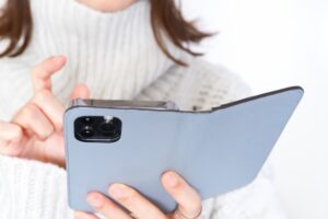 手帳型スマホカバー